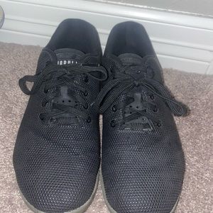 Like new men’s NOBULL shoes black green 11